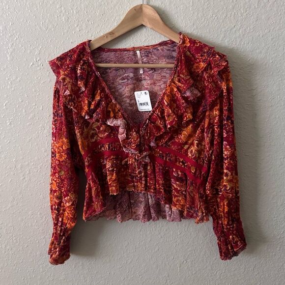 Free People Red Floral Rudi Boho Peasant Ruffle Blouse Size S NWT Cropped Cardi - Picture 2 of 4